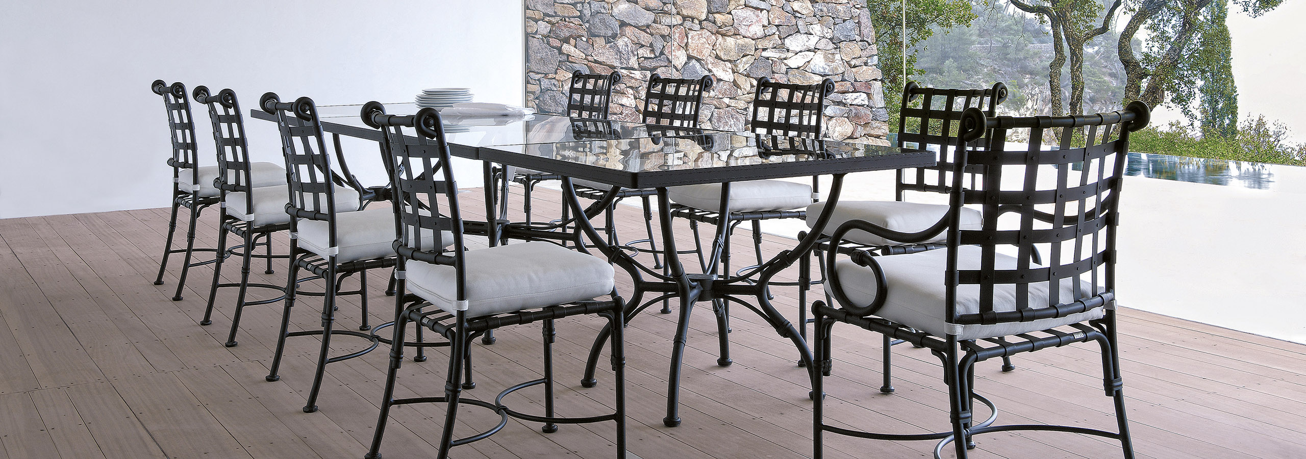 SIFAS KROSS Outdoor-Möbel – modulare Lounge- & Dining-Serie