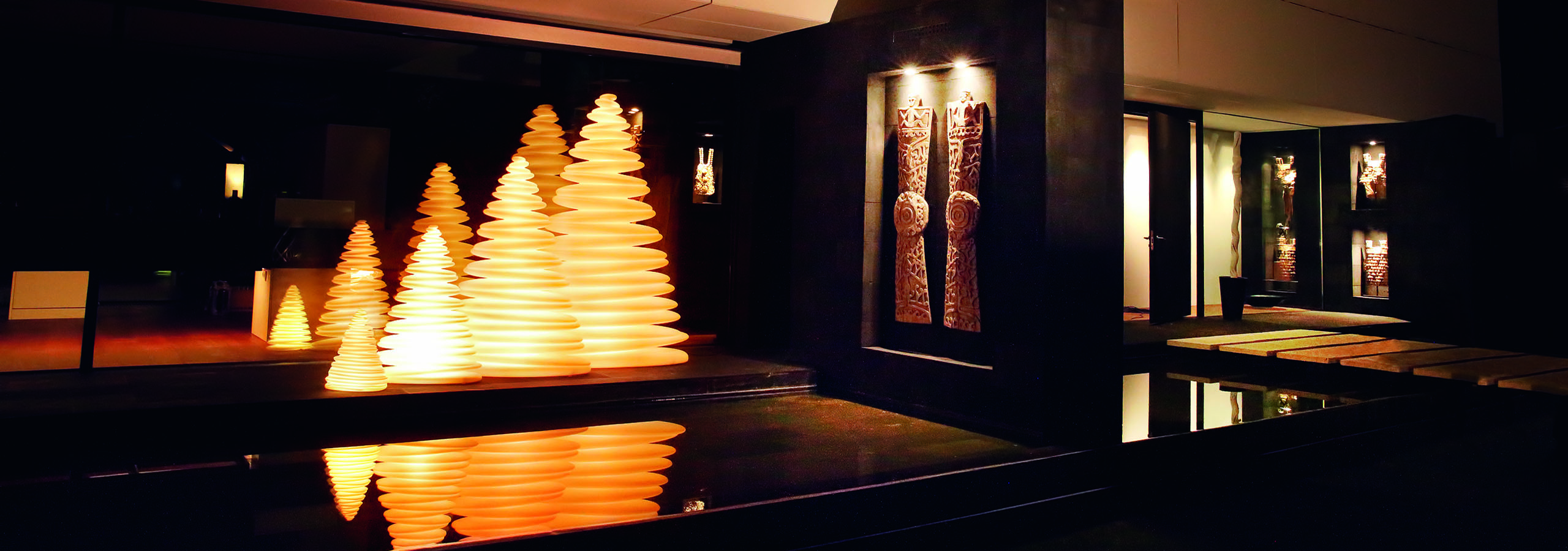 VONDOM CHRISMY – leuchtender Design-Weihnachtsbaum für Outdoor & Objekt bei Home & Light