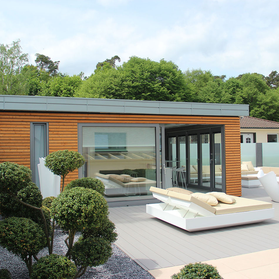 VONDOM Referenzen – private und gewerbliche Outdoor-Projekte