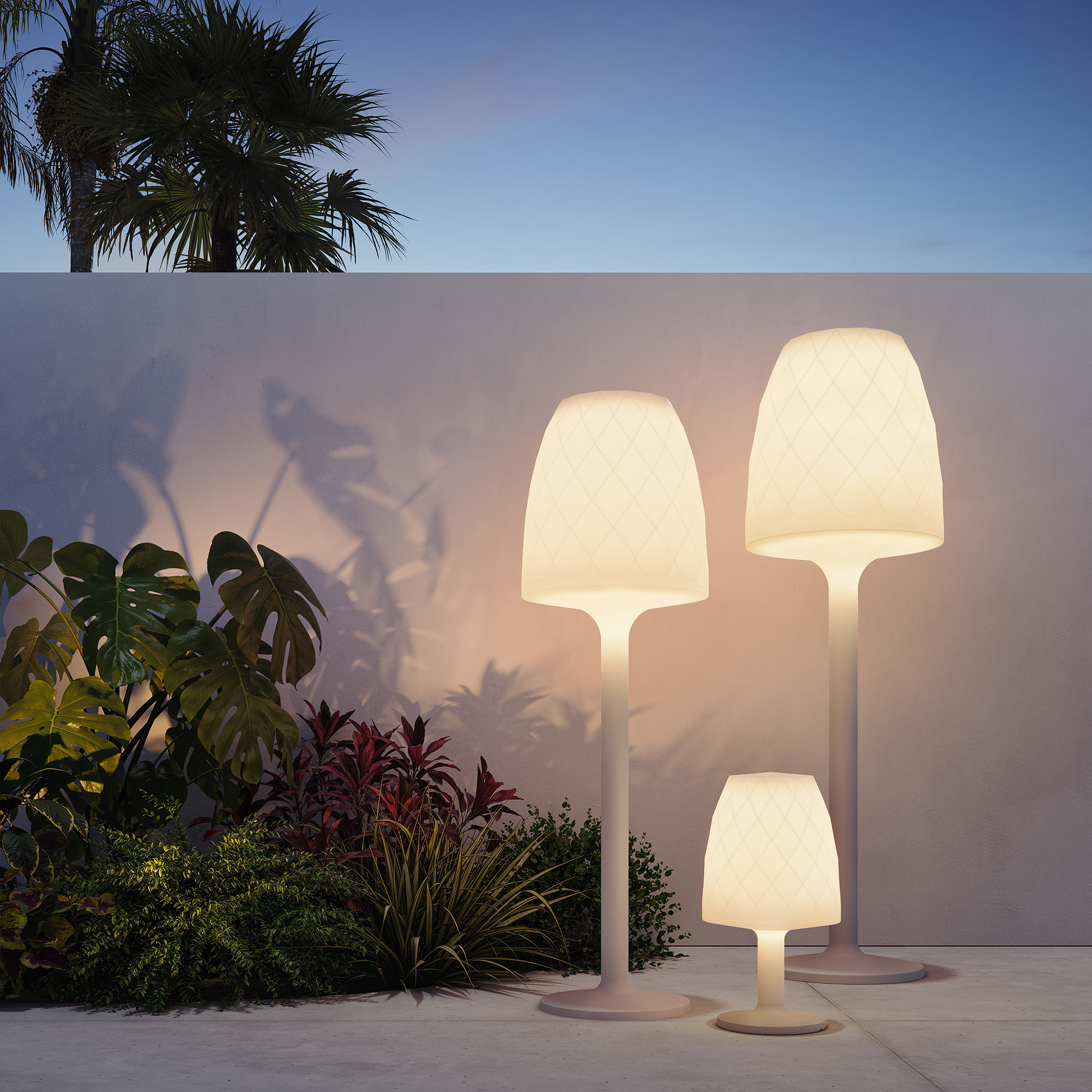 VONDOM Outdoor-Leuchten im Showroom Rüsselsheim