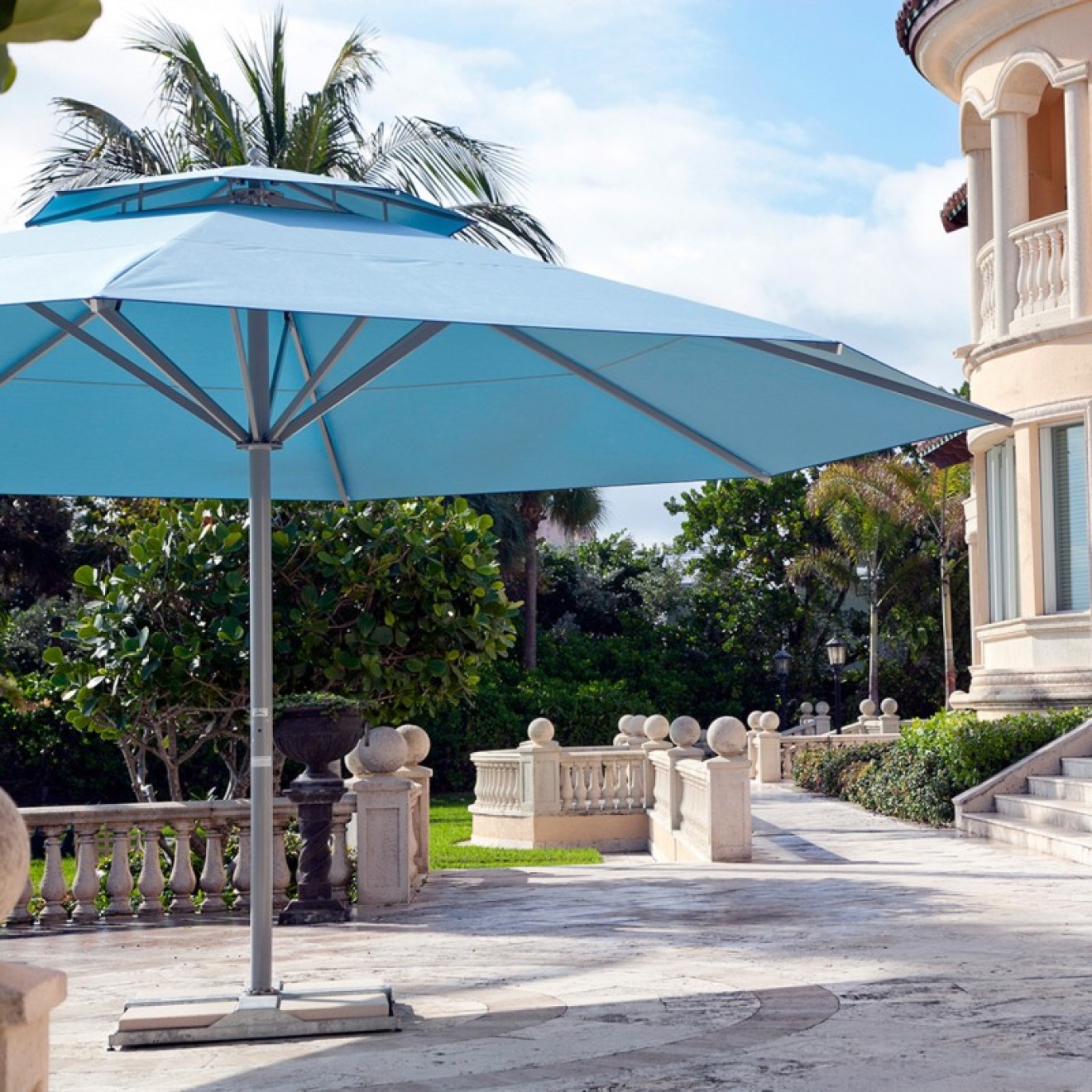 grand patio 10 ft offset umbrella Sunbrella Cantilever Napoli Hanging with Big Base Active:SKY5680 7ft/9ft Outdoor Patio Umbrella Size:84