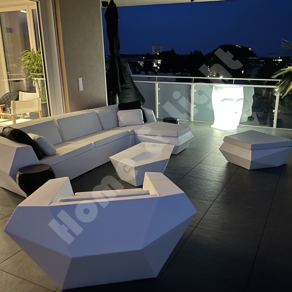 VONDOM - Domicilio privato