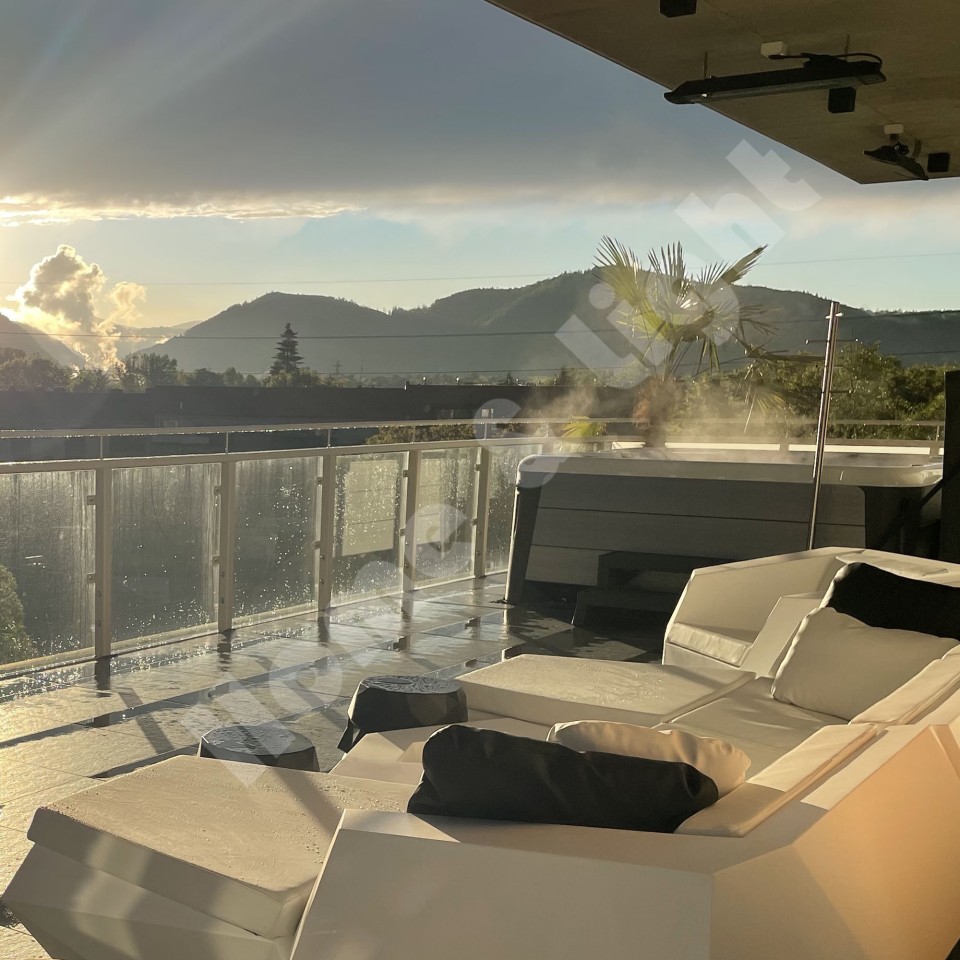 VONDOM - Domicilio privato