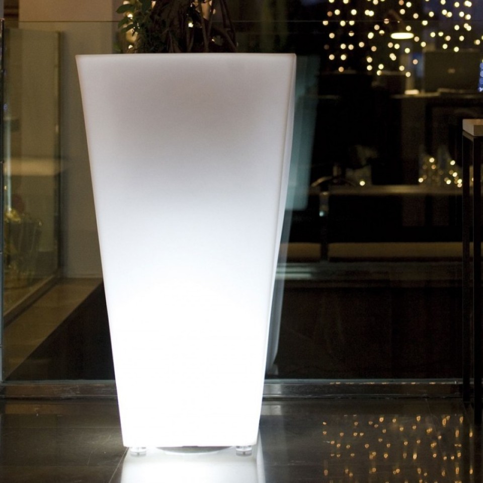 VONDOM Fioriera illuminata CONO QUADRATO ALTO