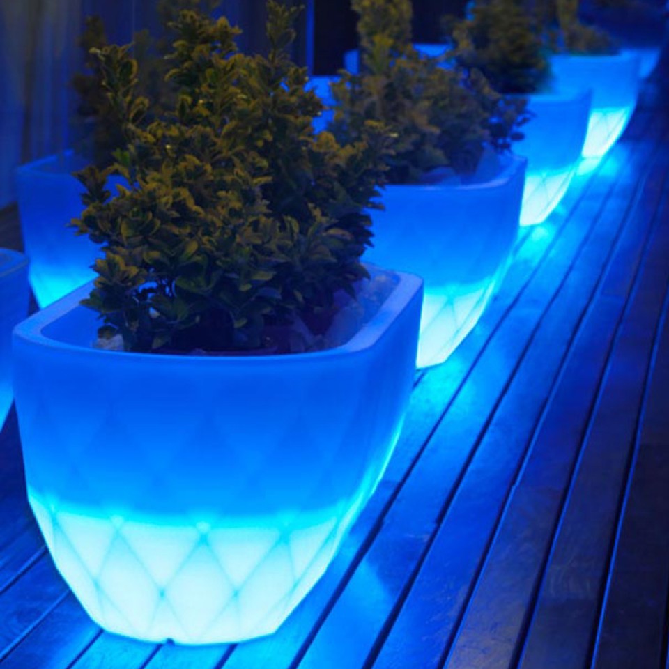 VONDOM Jardinière éclairée VASES MACETEROS 130