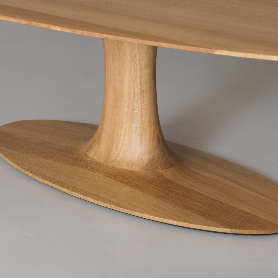 ZEITRAUM Tisch TURNTABLE OVAL 220